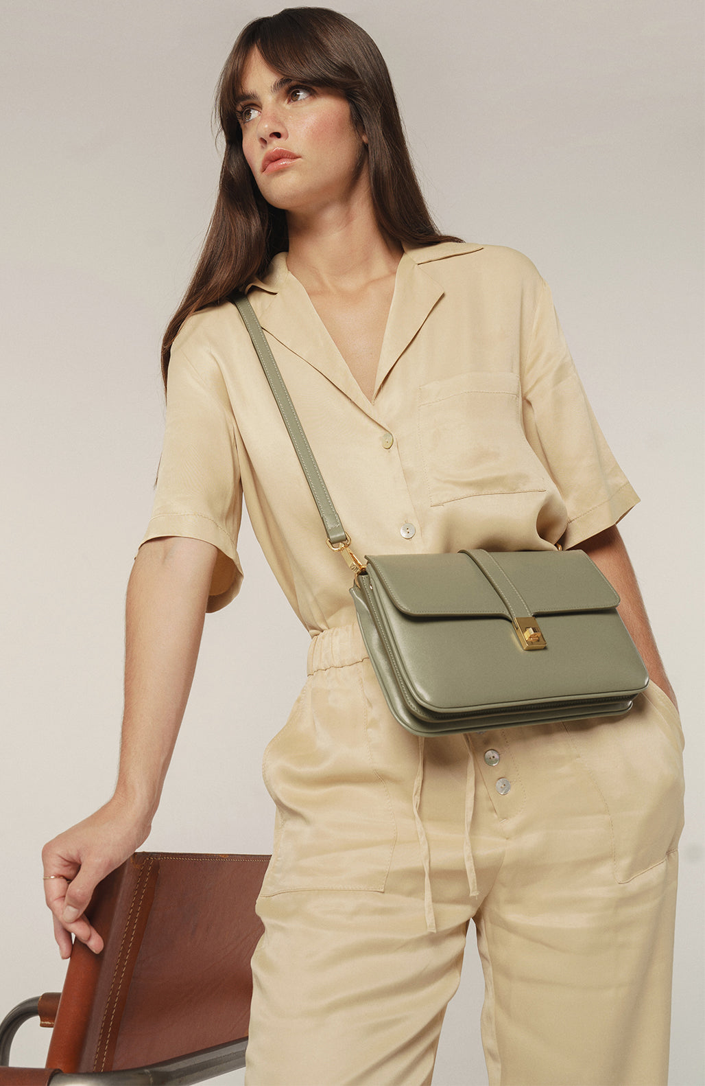 Le Dalia - Léo et Violette #almond_green_liege
